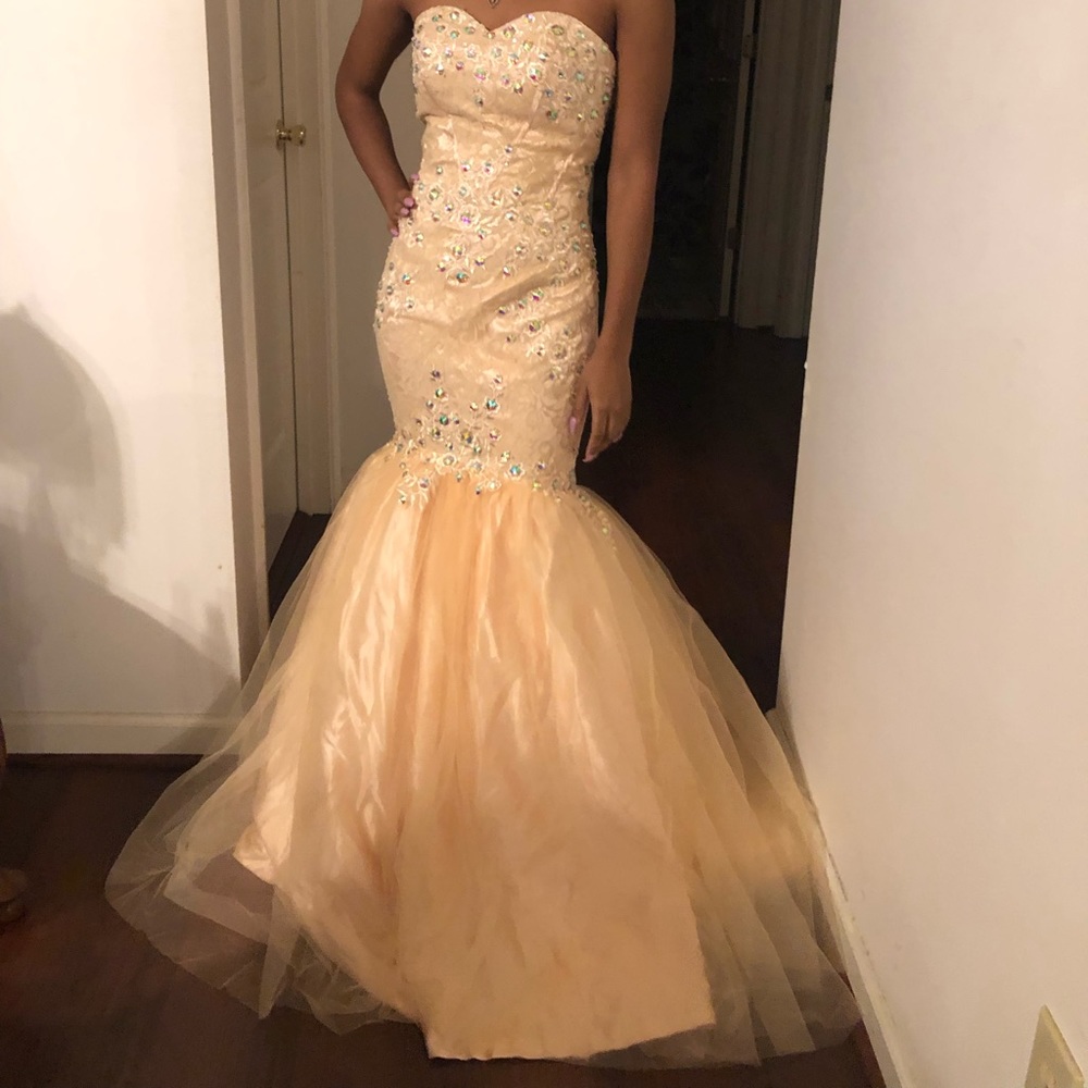 PROM DRESS SIZE 2